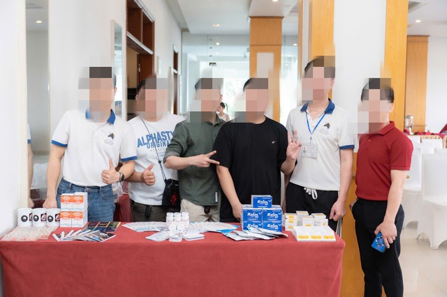 Những bước chân thầm lặng trên mặt trận phòng, chống HIV/AIDS- Ảnh 3.