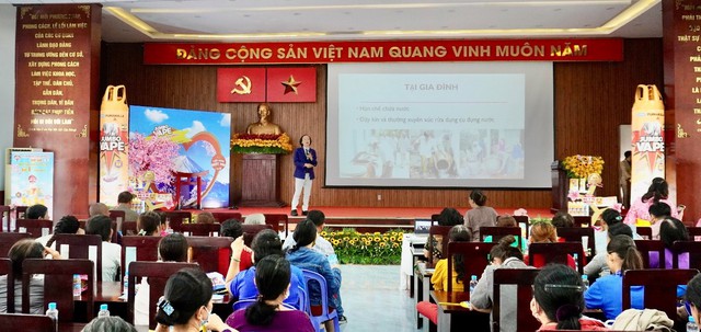 Phòng chống dịch bệnh sốt xuất huyết: cần sự chung tay của người dân và cộng đồng- Ảnh 2. Phòng chống dịch bệnh sốt xuất huyết: cần sự chung tay của người dân và cộng đồng- Ảnh 2.