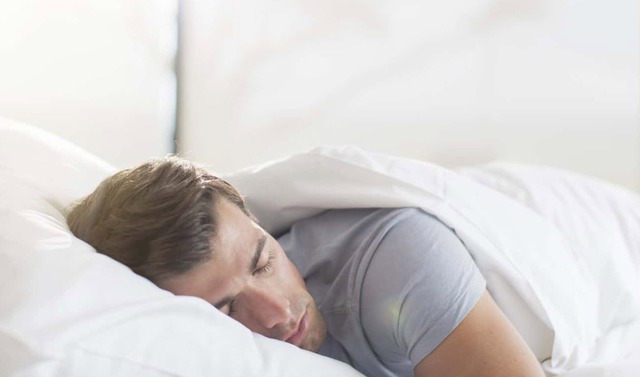 Ngưng thở khi ngủ: Dấu hiệu cảnh báo vô sinh nam- Ảnh 2.