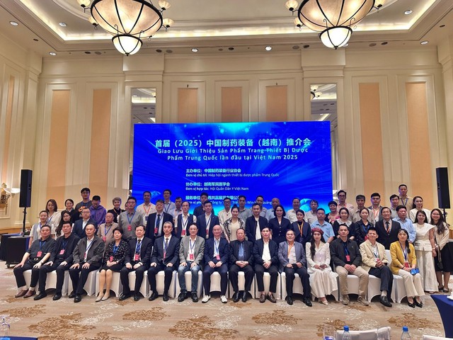Giao lưu giới thiệu sản phẩm trang thiết bị dược phẩm Trung Quốc tại Việt Nam- Ảnh 1. Giao lưu giới thiệu sản phẩm trang thiết bị dược phẩm Trung Quốc tại Việt Nam- Ảnh 1.