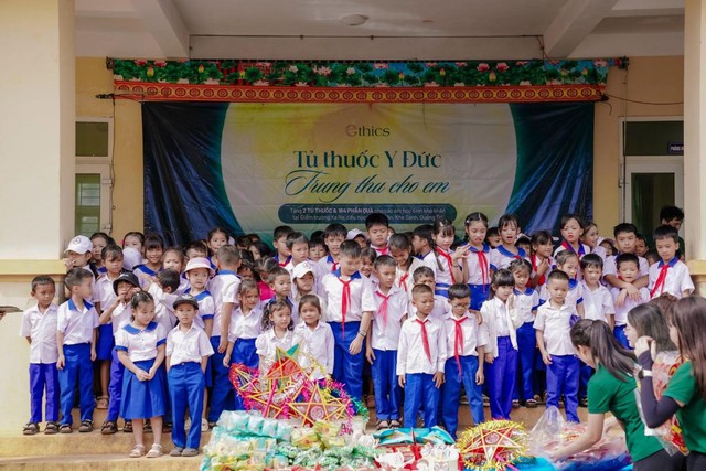 Thẩm mỹ Ethics thực hiện dự án 'Tủ thuốc Y Đức' tại Quảng Trị- Ảnh 2. Thẩm mỹ Ethics thực hiện dự án 'Tủ thuốc Y Đức' tại Quảng Trị- Ảnh 2.