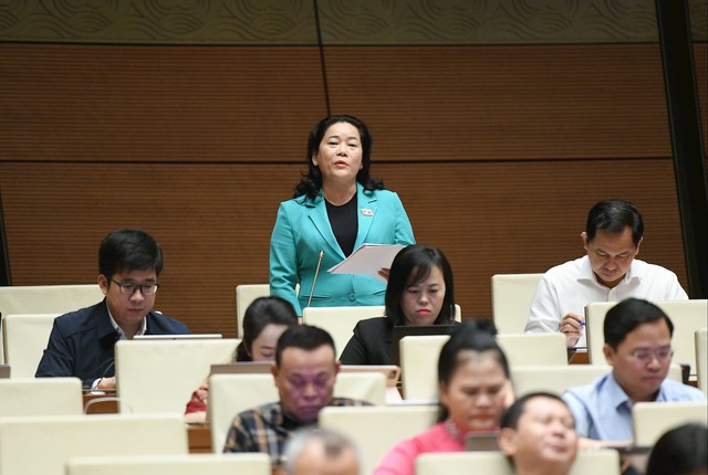 ĐBQH nói về nghịch lý giá vàng nhẫn và vàng miếng- Ảnh 2.