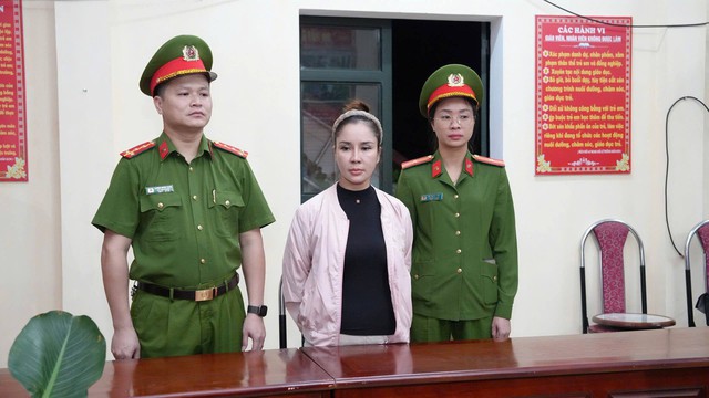 Khởi tố hiệu trưởng và kế toán Trường Mầm non An Bình, Lào Cai - Ảnh 1. Khởi tố hiệu trưởng và kế toán Trường Mầm non An Bình, Lào Cai - Ảnh 1.