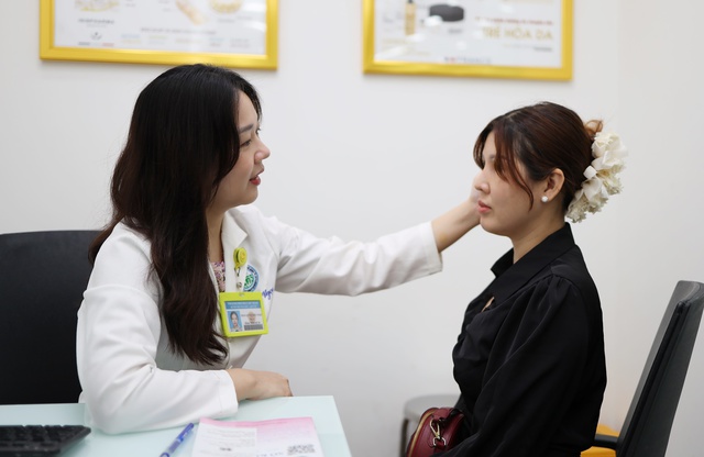 Rụng tóc do androgen có thể dẫn đến trầm cảm, lo âu- Ảnh 1.