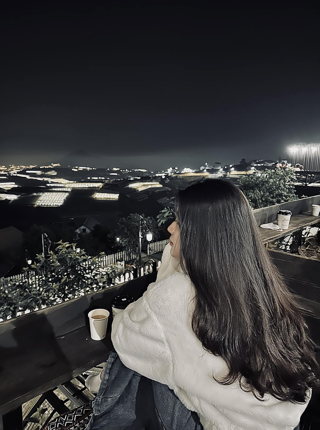 Câu chuyện phía sau biệt danh Vy ghiền Đà Lạt – khi tình yêu với phố núi trở thành dấu ấn cá nhân- Ảnh 2. Câu chuyện phía sau biệt danh Vy ghiền Đà Lạt – khi tình yêu với phố núi trở thành dấu ấn cá nhân- Ảnh 2.