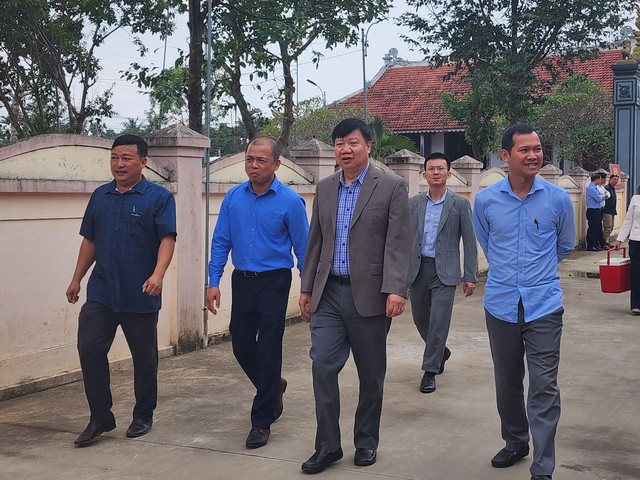 Đoàn Bộ Y tế kiểm tra công tác phòng, chống dịch sau bão, lũ tại Thanh Hóa- Ảnh 1. Đoàn Bộ Y tế kiểm tra công tác phòng, chống dịch sau bão, lũ tại Thanh Hóa- Ảnh 1.