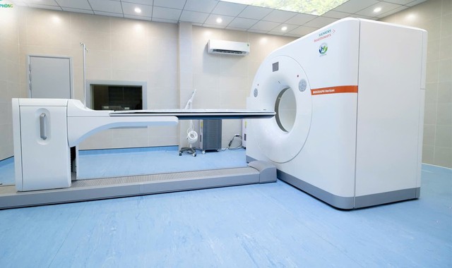 Bệnh viện Đa khoa Hòa Bình, Thành phố Hải Phòng đầu tư thiết bị PEC/CT vào chẩn đoán và điều trị ung bướu- Ảnh 3. Bệnh viện Đa khoa Hòa Bình, Thành phố Hải Phòng đầu tư thiết bị PEC/CT vào chẩn đoán và điều trị ung bướu- Ảnh 3.