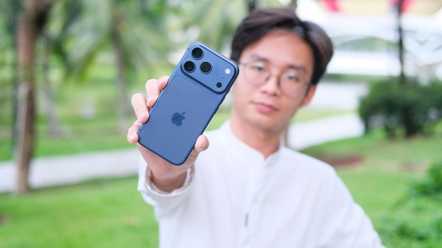 iPhone 17 Pro giá bao nhiêu? So sánh thông số vs iPhone 17 thường- Ảnh 1.