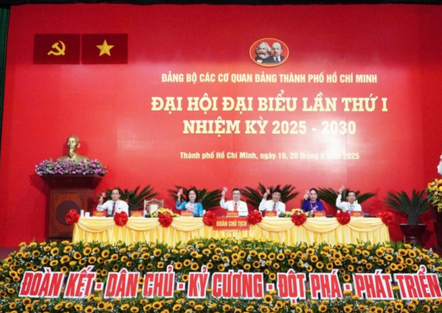 TPHCM: Không nhận quà tặng, hoa chúc mừng Đại hội đại biểu Đảng bộ lần thứ I- Ảnh 1.