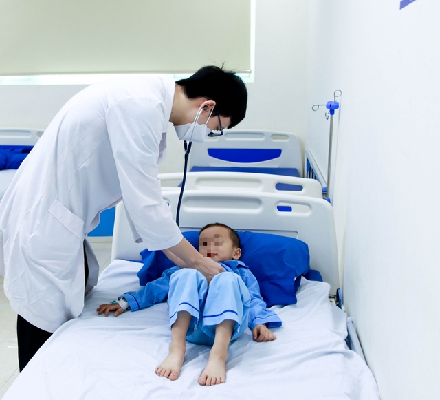 Nhận biết tình trạng tiêu chảy cấp ở trẻ dưới 2 tuổi và các phương pháp điều trị - Ảnh 1. Nhận biết tình trạng tiêu chảy cấp ở trẻ dưới 2 tuổi và các phương pháp điều trị - Ảnh 1.
