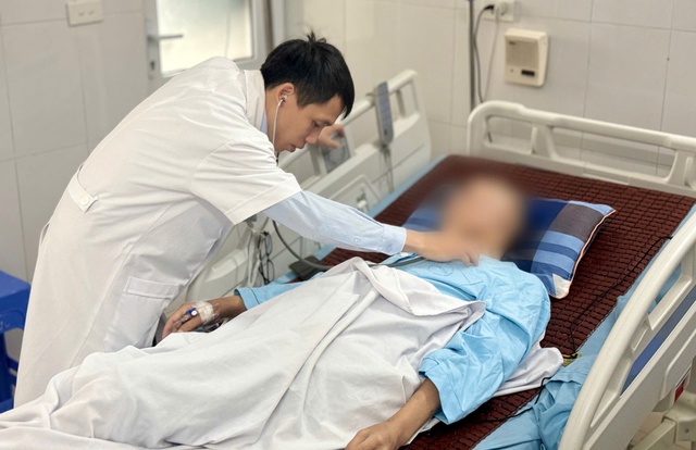 Bệnh nhân ghép gan vượt qua nhiễm trùng đa kháng thuốc- Ảnh 2.