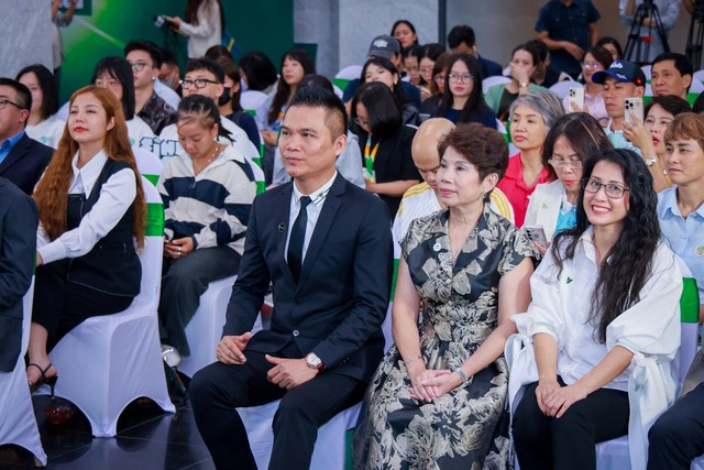 Herbalife Việt Nam tiếp tục đồng hành cùng VTV3 tổ chức chương trình 'Sinh viên Thế hệ Mới 2025' - trao quyền cho thế hệ sinh viên Gen Z vươn lên và dẫn đầu- Ảnh 5. Herbalife Việt Nam tiếp tục đồng hành cùng VTV3 tổ chức chương trình 'Sinh viên Thế hệ Mới 2025' - trao quyền cho thế hệ sinh viên Gen Z vươn lên và dẫn đầu- Ảnh 5.