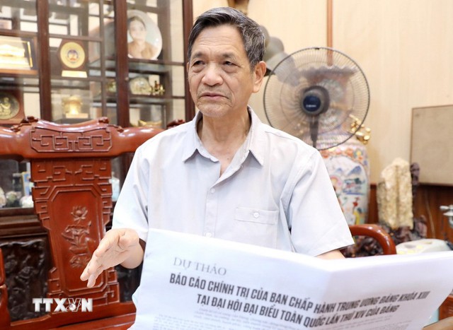 Góp ý dự thảo văn kiện Đại hội Đảng: Góp phần hoàn thiện các quyết sách lớn- Ảnh 1.