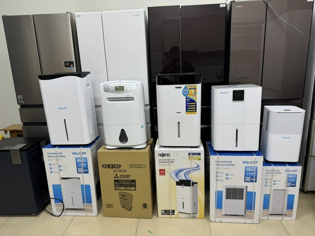 Máy hút ẩm 'đắt khách' trong thời tiết nồm ẩm bất thường ở miền Bắc- Ảnh 3.