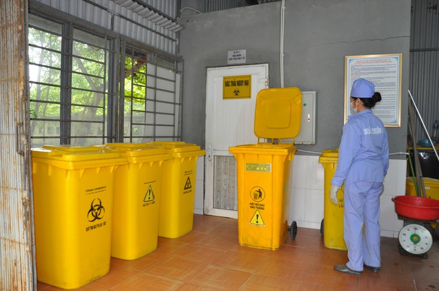 Quản lý chất thải y tế: Từ phân loại tại nguồn đến tái chế an toàn- Ảnh 2.