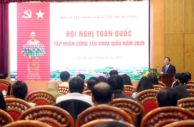 Đổi mới căn bản công tác khoa giáo, thúc đẩy phát triển GD&ĐT, KH&CN và y tế- Ảnh 1.