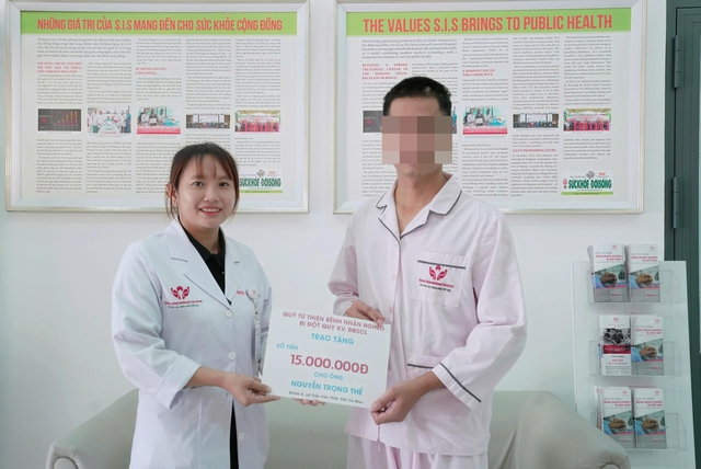 Thầy giáo trẻ bị đột quỵ được cứu sống trong gang tấc- Ảnh 2. Thầy giáo trẻ bị đột quỵ được cứu sống trong gang tấc- Ảnh 2.