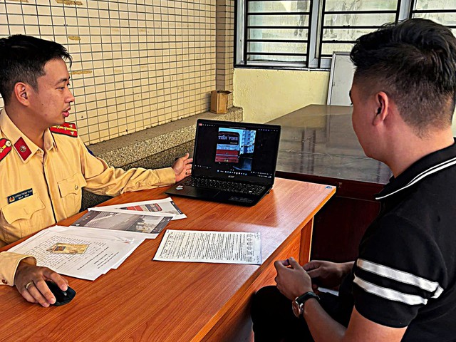 Người dân quay video vi phạm gửi CSGT, loạt tài xế bất ngờ khi bị gọi lên nộp phạt - Ảnh 2. Người dân quay video vi phạm gửi CSGT, loạt tài xế bất ngờ khi bị gọi lên nộp phạt - Ảnh 2.