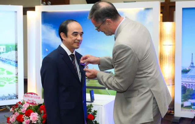 Giáo dục y khoa Việt Nam trước bước ngoặt đổi mới và hội nhập quốc tế- Ảnh 4. Giáo dục y khoa Việt Nam trước bước ngoặt đổi mới và hội nhập quốc tế- Ảnh 4.