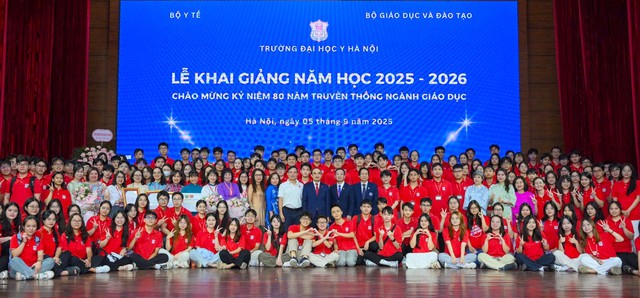 Giáo dục y khoa Việt Nam trước bước ngoặt đổi mới và hội nhập quốc tế- Ảnh 1. Giáo dục y khoa Việt Nam trước bước ngoặt đổi mới và hội nhập quốc tế- Ảnh 1.