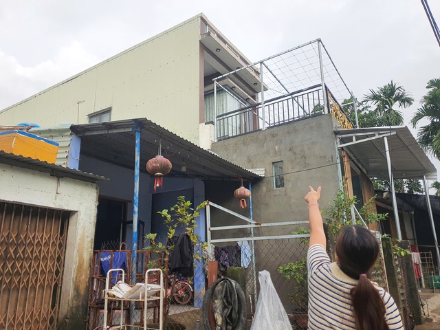 Người dân Đà Nẵng lại tất tả chạy lũ lần 5- Ảnh 4. Người dân Đà Nẵng lại tất tả chạy lũ lần 5- Ảnh 4.