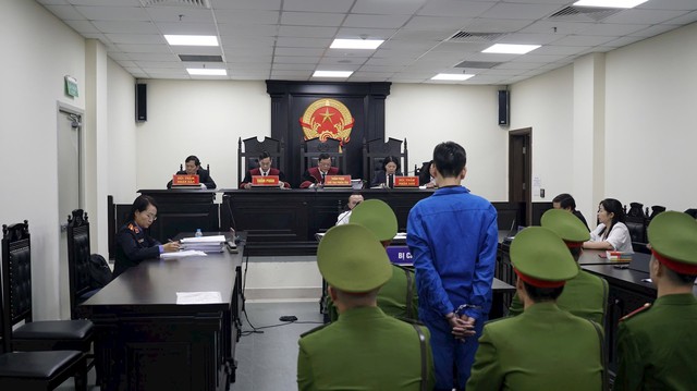 Hoãn phiên tòa xét xử kẻ đốt quán cà phê khiến 11 người chết ở Hà Nội- Ảnh 3.