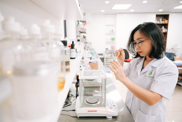 Cỏ Mềm 10 năm: hành trình đưa mỹ phẩm Việt vươn tầm quốc tế- Ảnh 1. Cỏ Mềm 10 năm: hành trình đưa mỹ phẩm Việt vươn tầm quốc tế- Ảnh 1.