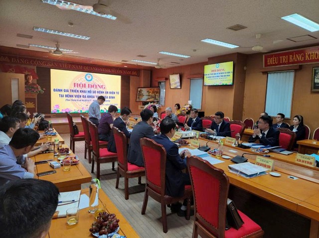 Khám bệnh thời 4.0 tại BV Đa khoa Hoà Bình và bước ngoặt với bệnh án điện tử Viettel- Ảnh 2.