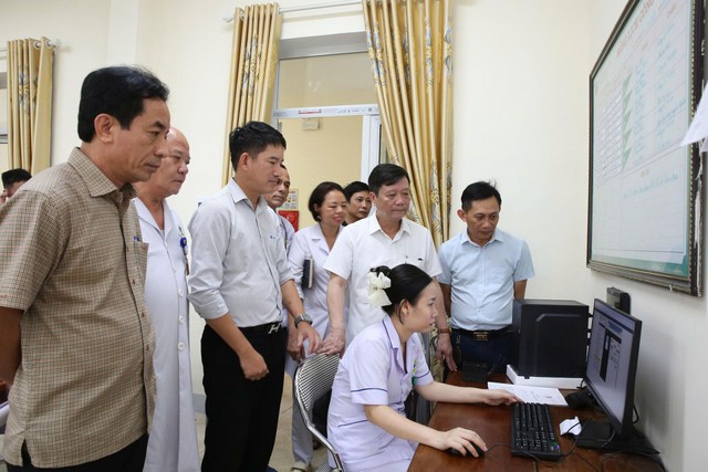 Ngành Y tế Tỉnh Hà Tĩnh đổi mới toàn diện, nâng cao năng lực hệ thống y tế đáp ứng yêu cầu bảo vệ, chăm sóc và nâng cao sức khỏe Nhân dân trong tình hình mới- Ảnh 3.