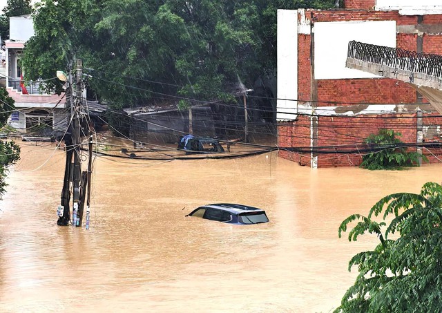 102 người chết, mất tích do mưa lũ, Đắk Lắk thiệt hại nặng nề nhất- Ảnh 2.