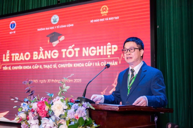 Dự thảo Luật Giáo dục đại học: Bộ Y tế quản lý đào tạo chuyên sâu - điều kiện tiên quyết bảo đảm an toàn người bệnh- Ảnh 2. Dự thảo Luật Giáo dục đại học: Bộ Y tế quản lý đào tạo chuyên sâu - điều kiện tiên quyết bảo đảm an toàn người bệnh- Ảnh 2.
