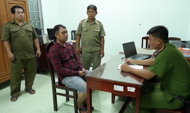 Sau khi đâm 'tình địch', chở bạn gái chạy trốn xuyên tỉnh- Ảnh 1.