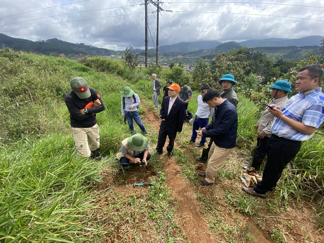 Viện Hàn lâm Khoa học và Công nghệ Việt Nam cử chuyên gia hỗ trợ Lâm Đồng khảo sát sạt lở- Ảnh 3.