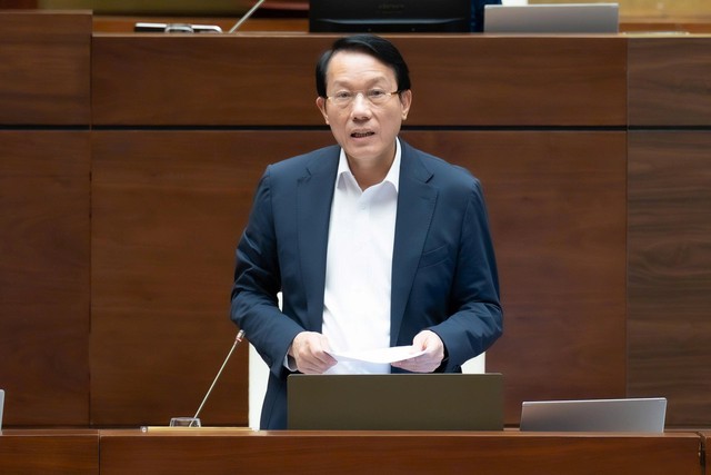 Bộ Công an lần đầu giới thiệu vòng tay giám sát người cai nghiện ma túy- Ảnh 1. Bộ Công an lần đầu giới thiệu vòng tay giám sát người cai nghiện ma túy- Ảnh 1.