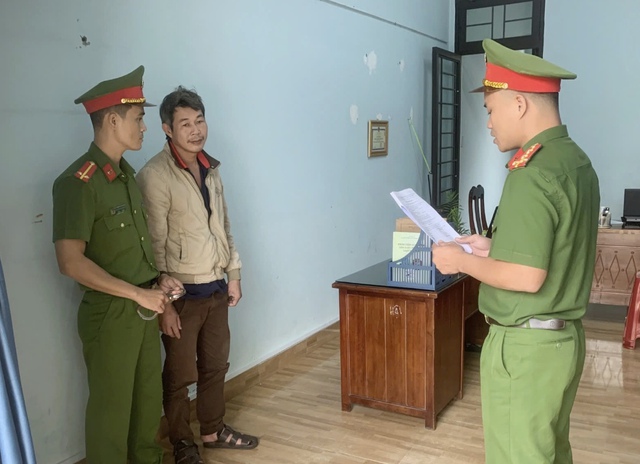 Mâu thuẫn khi chơi cờ ăn tiền, một người bị đánh gãy tay- Ảnh 1.