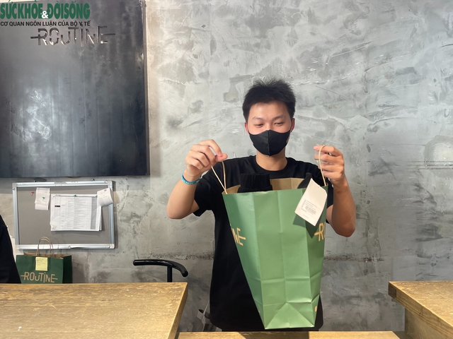 Thị trường thời trang Hà Nội ảm đạm sát ngày Black Friday 2025- Ảnh 7.