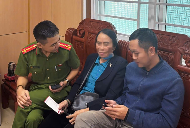 Cụ bà 75 tuổi bị dọa 'liên quan đường dây ma túy', suýt mất 1,3 tỷ đồng- Ảnh 1.