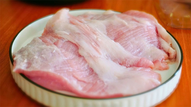 Ai không nên ăn thịt lợn nọng?- Ảnh 1. Ai không nên ăn thịt lợn nọng?- Ảnh 1.