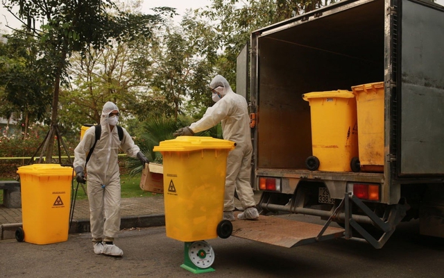 Xử lý và thu gom chất thải y tế đúng cách để bảo vệ môi trường và sức khỏe người bệnh- Ảnh 2.
