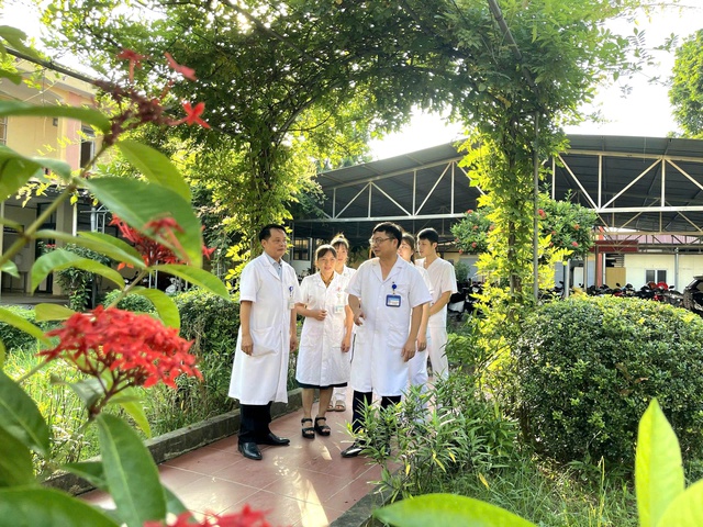 Trung tâm Y tế miền núi xây dựng cơ sở y tế Xanh - Sạch - Đẹp, nâng cao chất lượng phục vụ nhân dân- Ảnh 3.