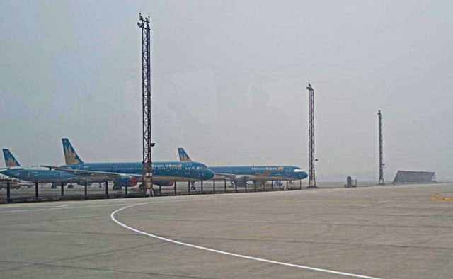 Bão số 13 diễn biến phức tạp, tạm dừng hoạt động 6 sân bay- Ảnh 2. Bão số 13 diễn biến phức tạp, tạm dừng hoạt động 6 sân bay- Ảnh 2.