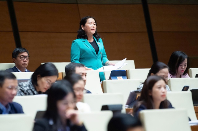 ĐBQH đề xuất quy định cấm dùng AI để giả mạo, lừa đảo, xuyên tạc- Ảnh 3. ĐBQH đề xuất quy định cấm dùng AI để giả mạo, lừa đảo, xuyên tạc- Ảnh 3.