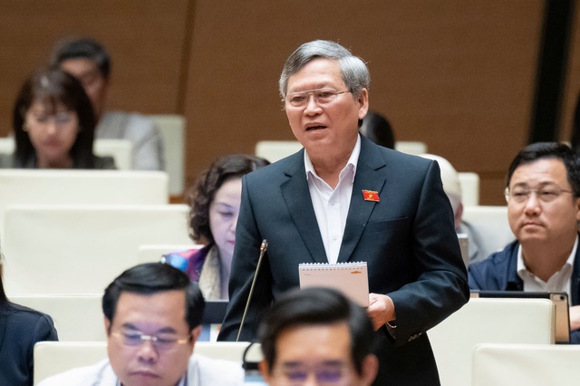 ĐBQH đề xuất quy định cấm dùng AI để giả mạo, lừa đảo, xuyên tạc- Ảnh 4. ĐBQH đề xuất quy định cấm dùng AI để giả mạo, lừa đảo, xuyên tạc- Ảnh 4.