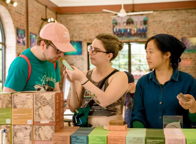 Giữ gìn văn hóa, phát triển dược liệu: Hướng đi mới của tỉnh Ninh Bình- Ảnh 2.