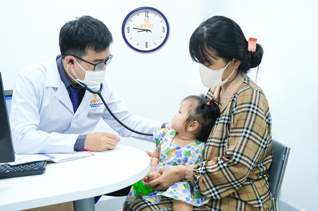 Tiêm sớm vắc xin phế cầu 20 và não mô cầu cho trẻ em từ 6 tuần tuổi- Ảnh 3. Tiêm sớm vắc xin phế cầu 20 và não mô cầu cho trẻ em từ 6 tuần tuổi- Ảnh 3.