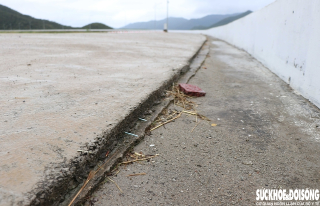Đã khắc phục sự cố nứt mặt đập, thấm nước tại hồ Sông Than- Ảnh 3. Đã khắc phục sự cố nứt mặt đập, thấm nước tại hồ Sông Than- Ảnh 3.