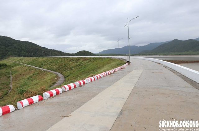 Đã khắc phục sự cố nứt mặt đập, thấm nước tại hồ Sông Than- Ảnh 2. Đã khắc phục sự cố nứt mặt đập, thấm nước tại hồ Sông Than- Ảnh 2.