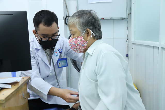 Chỉ số hài lòng của người bệnh tại các bệnh viện ở TPHCM tiếp tục tăng- Ảnh 1. Chỉ số hài lòng của người bệnh tại các bệnh viện ở TPHCM tiếp tục tăng- Ảnh 1.