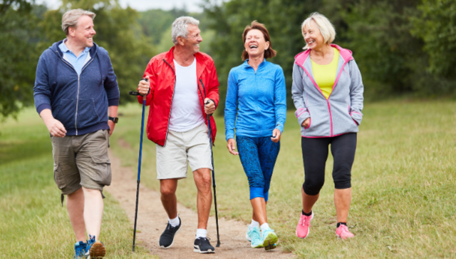 Có nên đi bộ vào những ngày trời lạnh- Ảnh 1. Có nên đi bộ vào những ngày trời lạnh- Ảnh 1.