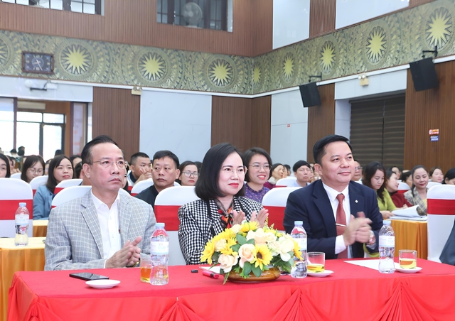 Nghệ An phát động Tháng hành động quốc gia về Dân số năm 2025- Ảnh 1.